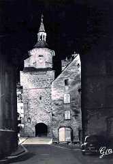 63 Besse en Chandesse Le Beffroi